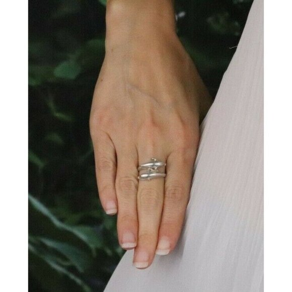 Sterling Silver Dolphin Ring size 6 1/2 - Picture 2 of 7